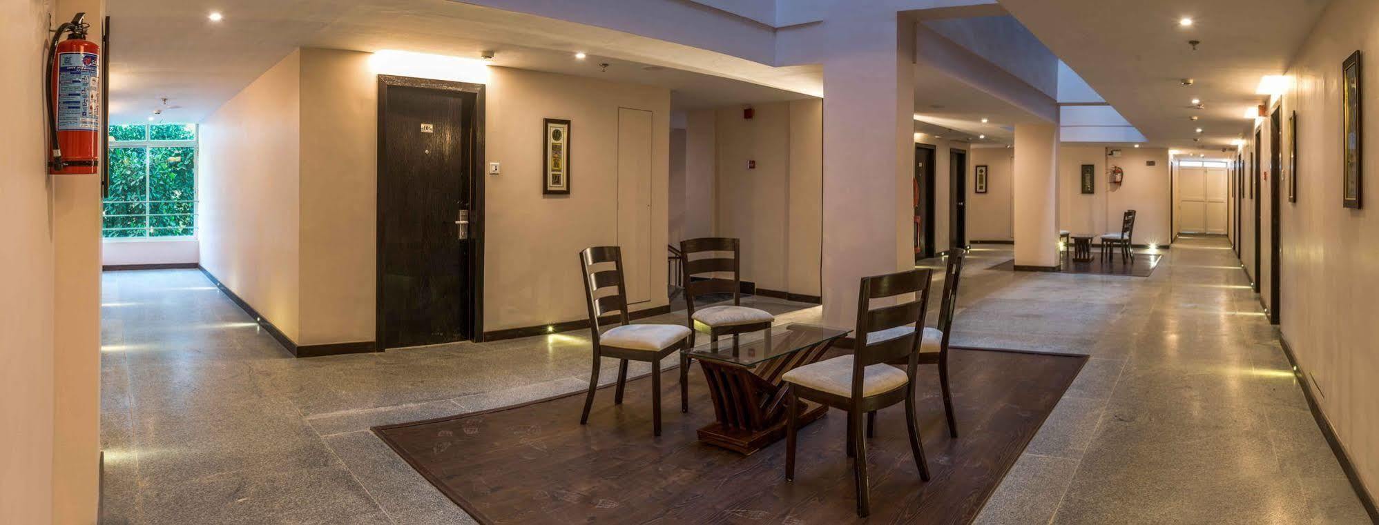 Mango Hotels Prangan Бхубанешвара Экстерьер фото